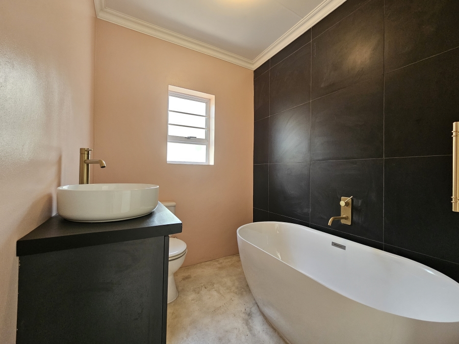 3 Bedroom Property for Sale in Marina Martinique Eastern Cape
